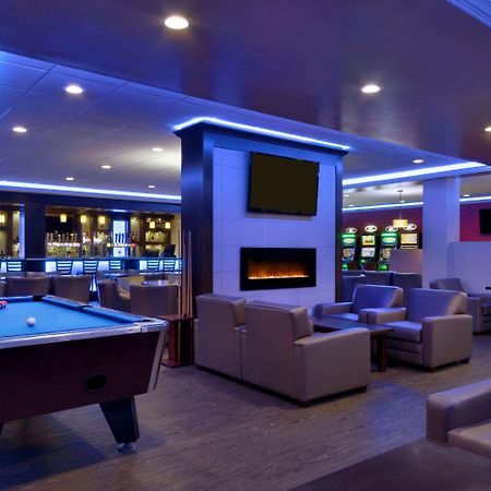 Travelodge By Wyndham Летбридж Экстерьер фото